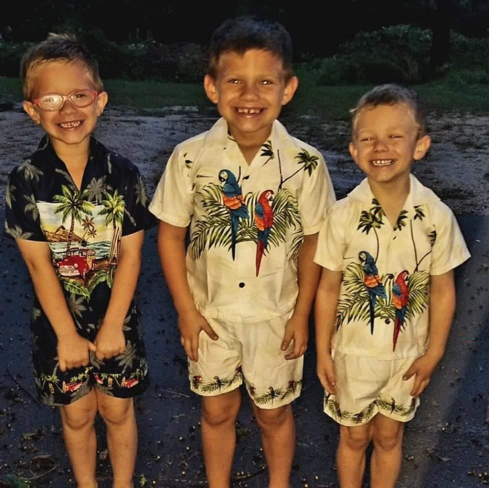 Kids hawaiian outfits